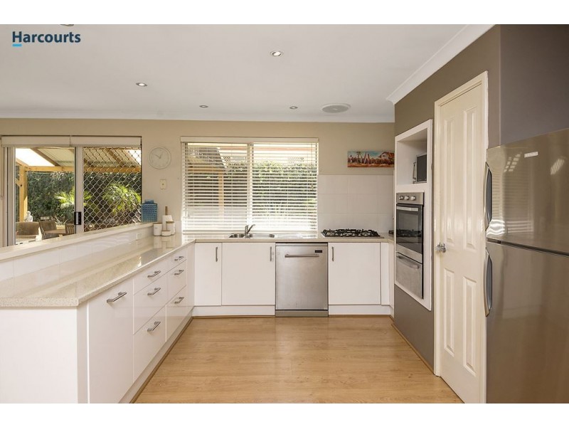 9 Simcoe Court, Joondalup WA 6027