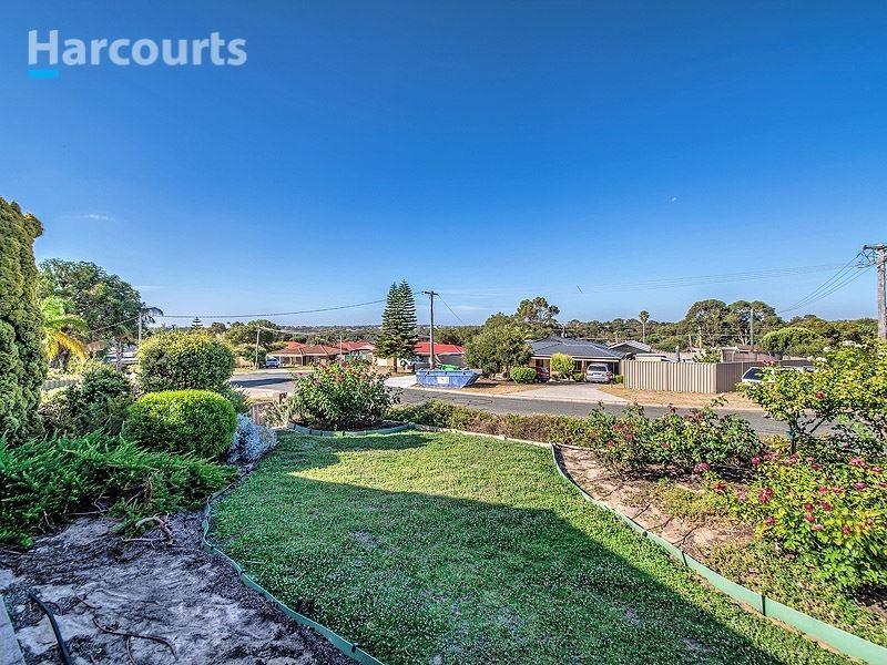 2 Idyll Court, Heathridge WA 6027
