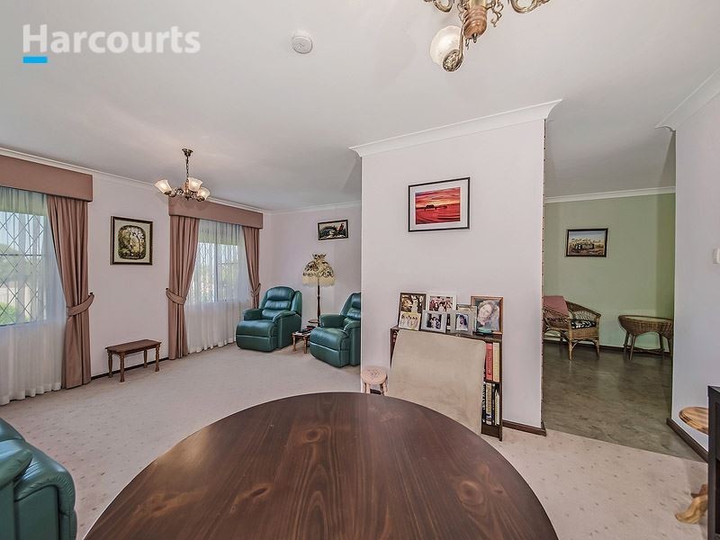 2 Idyll Court, Heathridge WA 6027