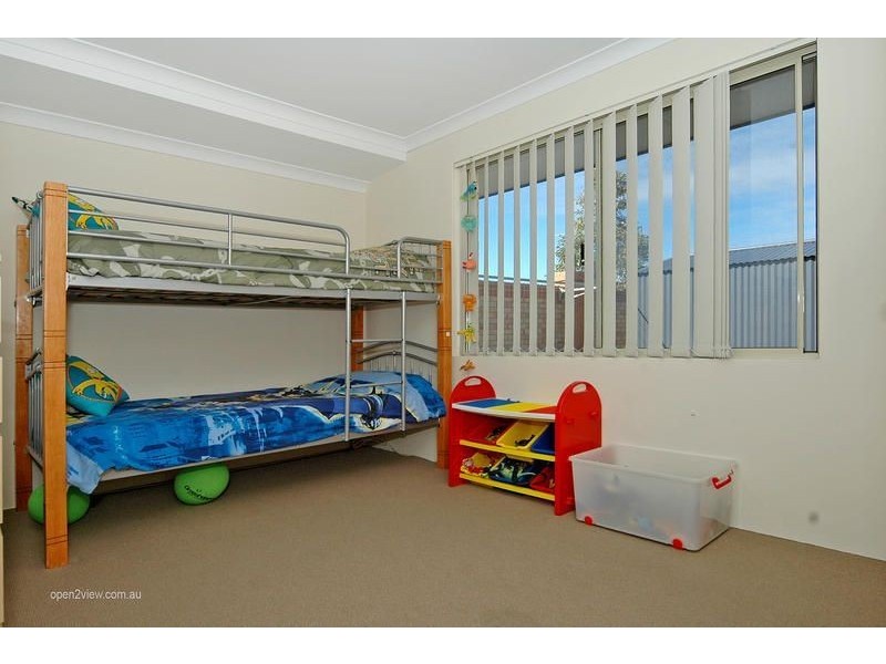 21 Merrivale Circle, Tapping WA 6065