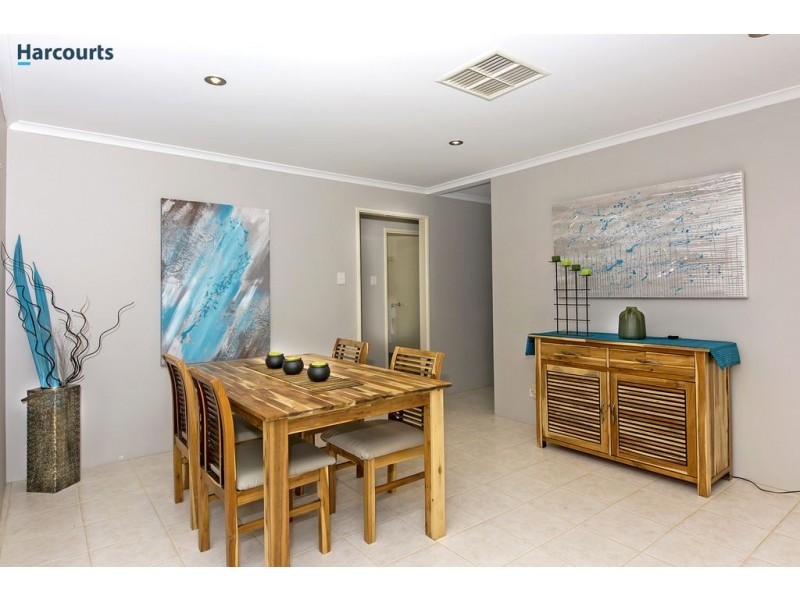 9 Menteith Place, Kinross WA 6028