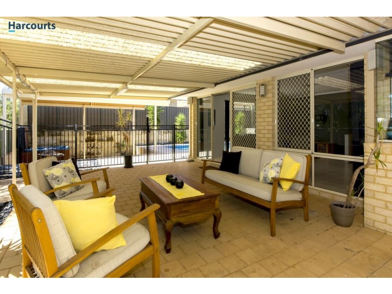 9 Menteith Place, Kinross WA 6028