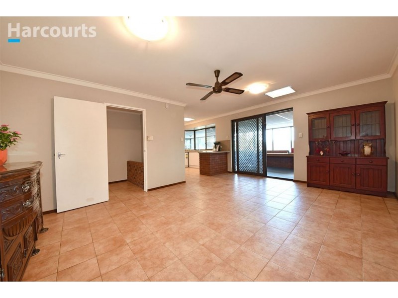 41 Treetop Avenue, Edgewater WA 6027