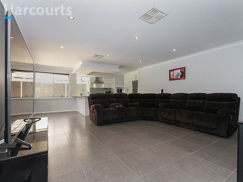 70 Wentletrap Way, Mullaloo WA 6027