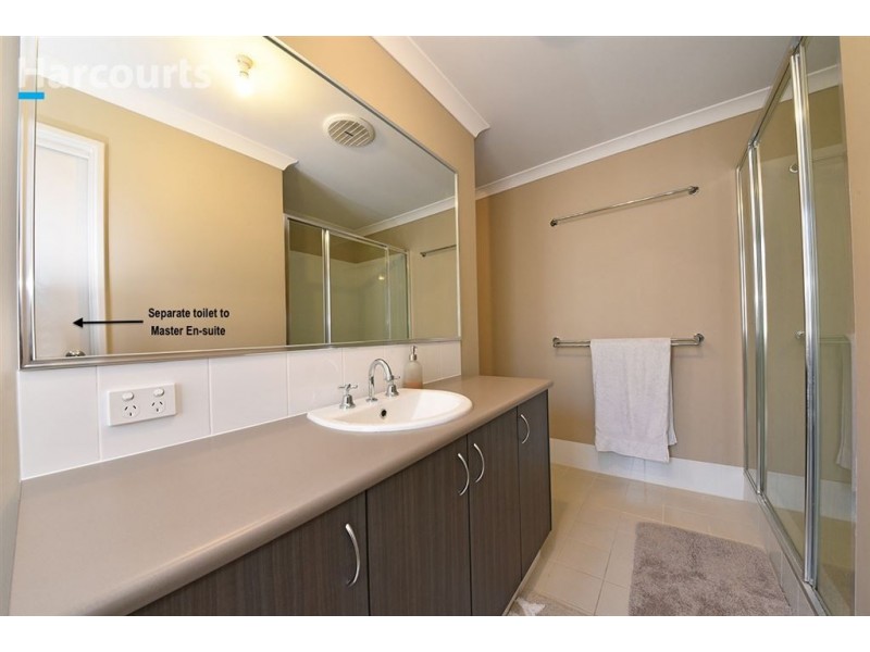 42 Montane Turn, Banksia Grove WA 6031