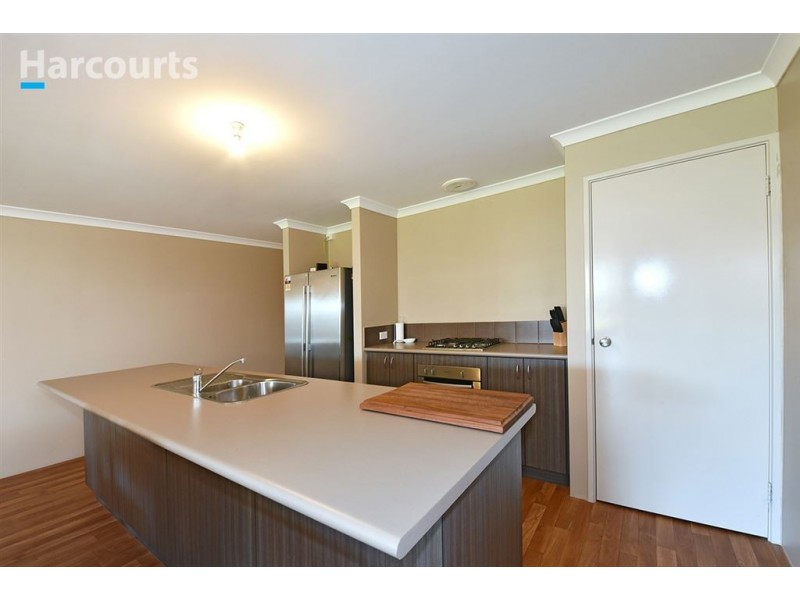 42 Montane Turn, Banksia Grove WA 6031