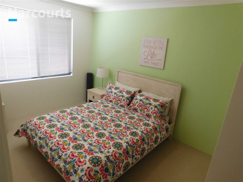 4 Catalina Place, Quinns Rocks WA 6030