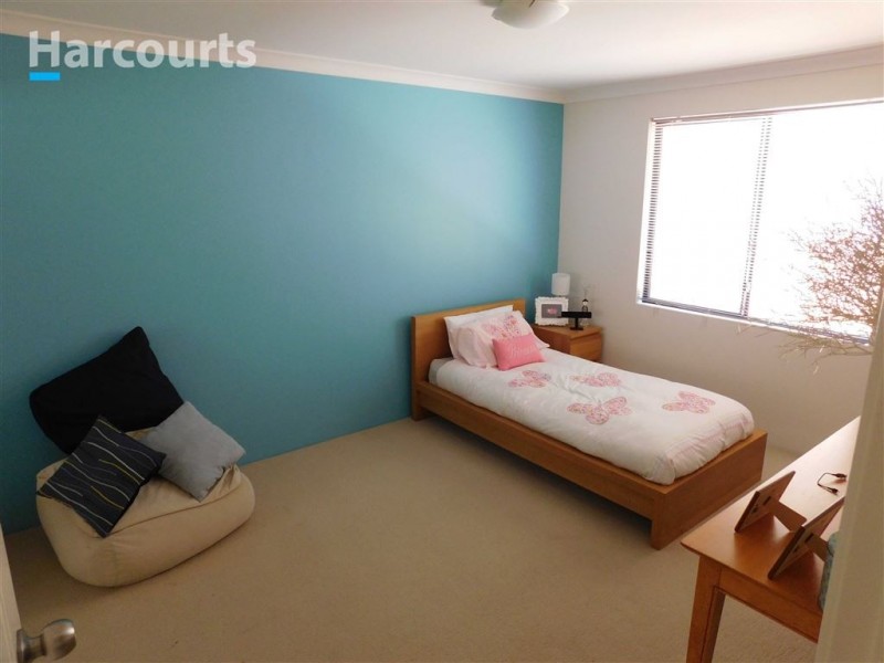 4 Catalina Place, Quinns Rocks WA 6030