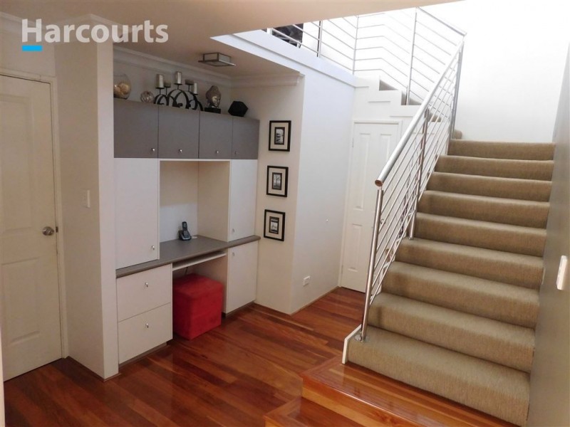 4 Catalina Place, Quinns Rocks WA 6030