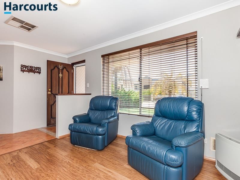 6 Eastleigh Loop, Currambine WA 6028
