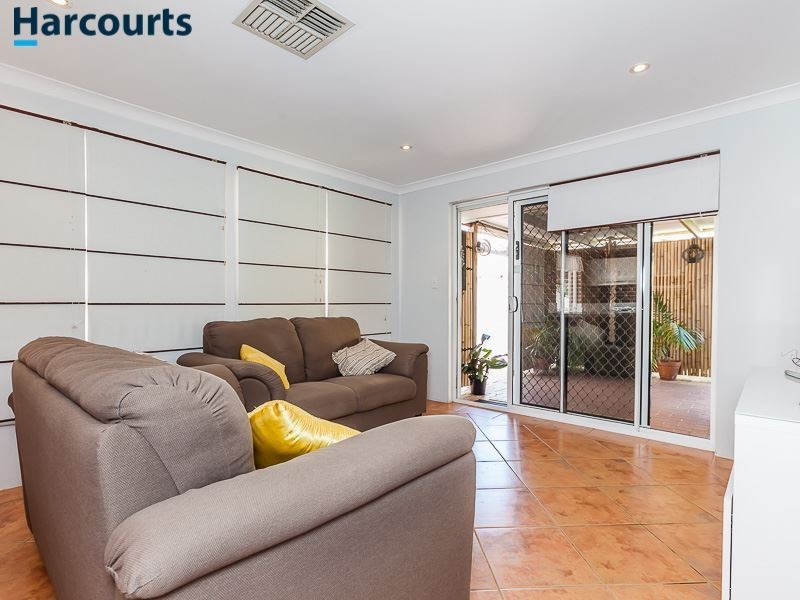 6 Eastleigh Loop, Currambine WA 6028