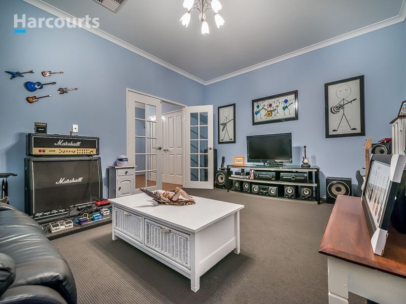 184 Wisteria Way, Chittering WA 6084