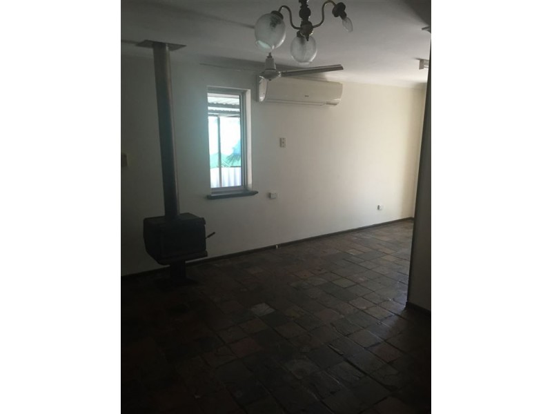 29 Girrawheen Avenue, Girrawheen WA 6064