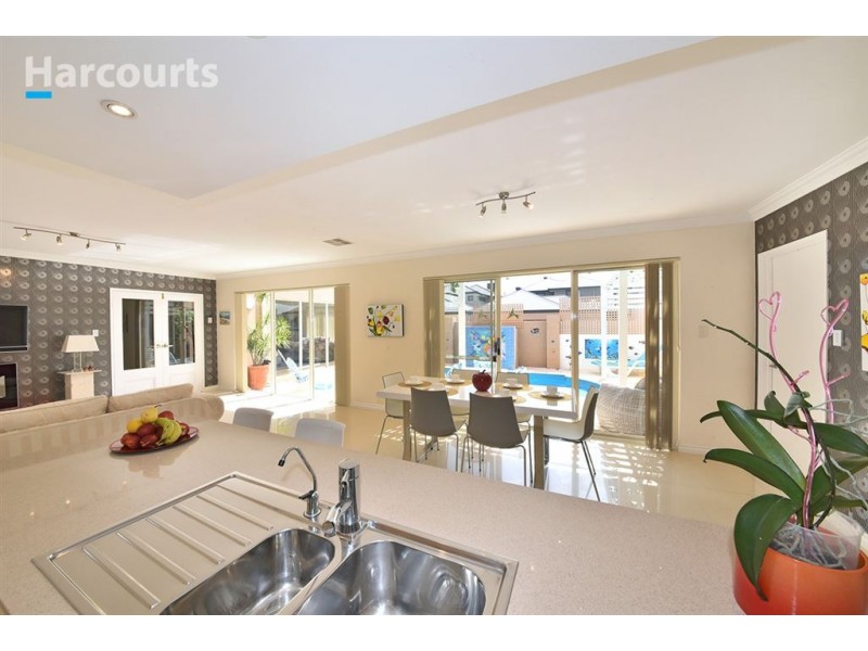 44 Whitehaven Avenue, Burns Beach WA 6028