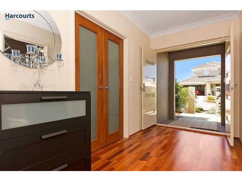 17 Sunshine Way, Burns Beach WA 6028