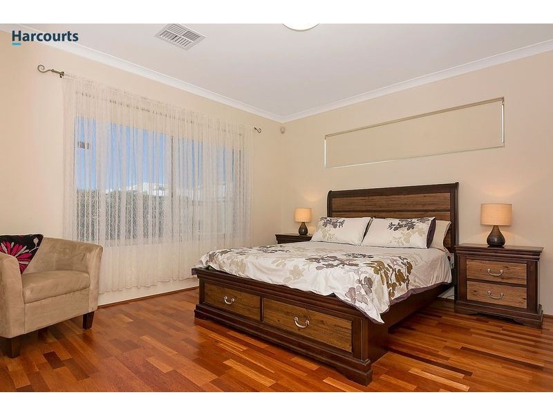 17 Sunshine Way, Burns Beach WA 6028