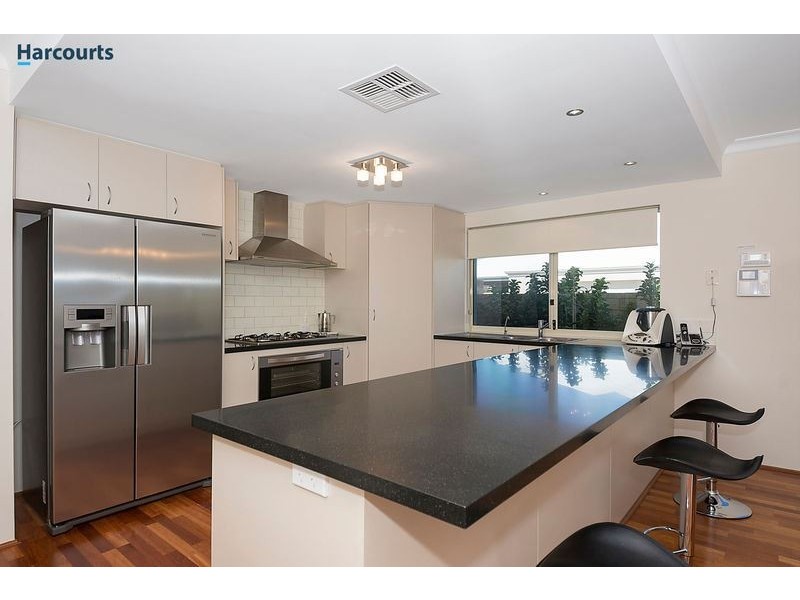 17 Sunshine Way, Burns Beach WA 6028