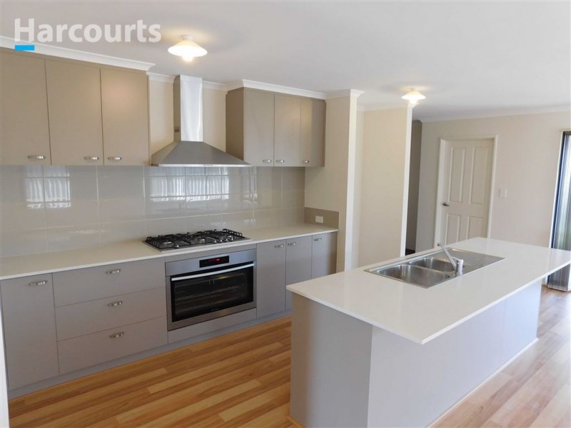 23 Linksman Street, Yanchep WA 6035