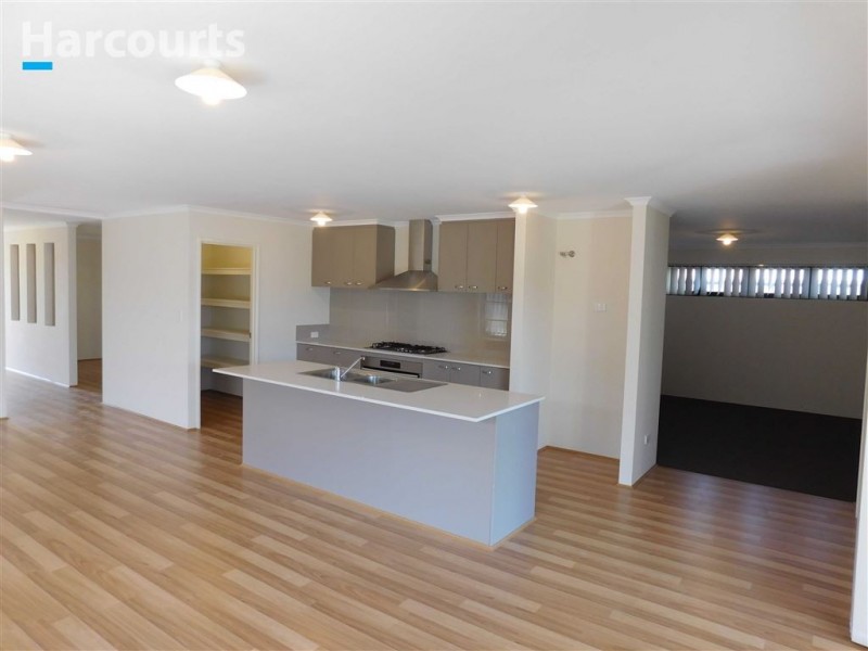 23 Linksman Street, Yanchep WA 6035