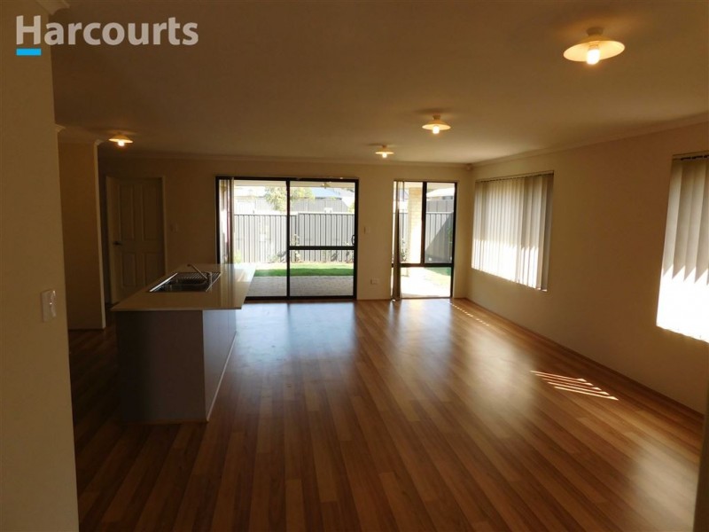 23 Linksman Street, Yanchep WA 6035