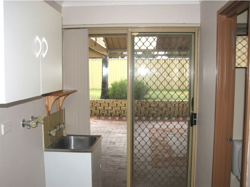 6 Fairfiled Grove, Heathridge WA 6027