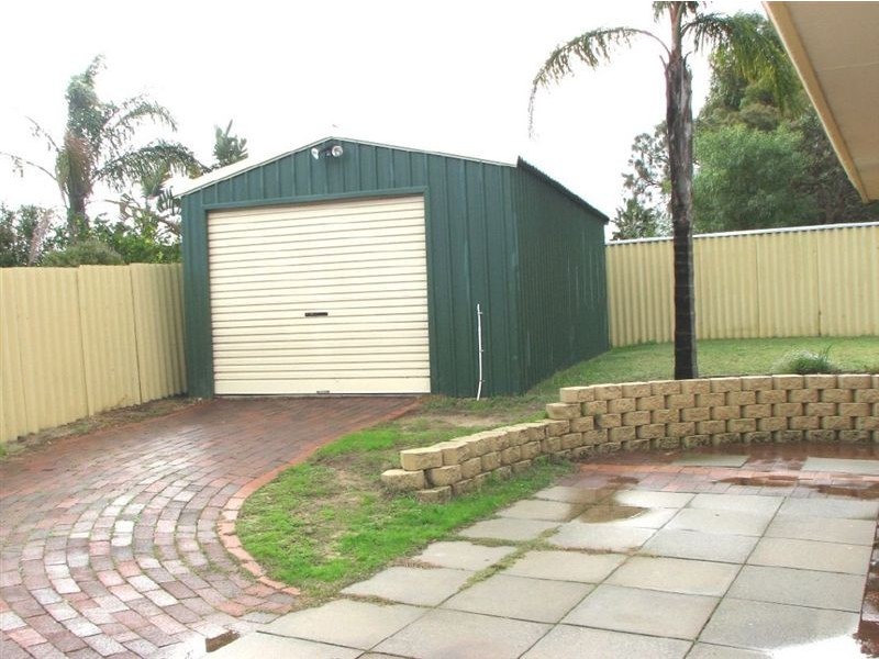 6 Fairfiled Grove, Heathridge WA 6027