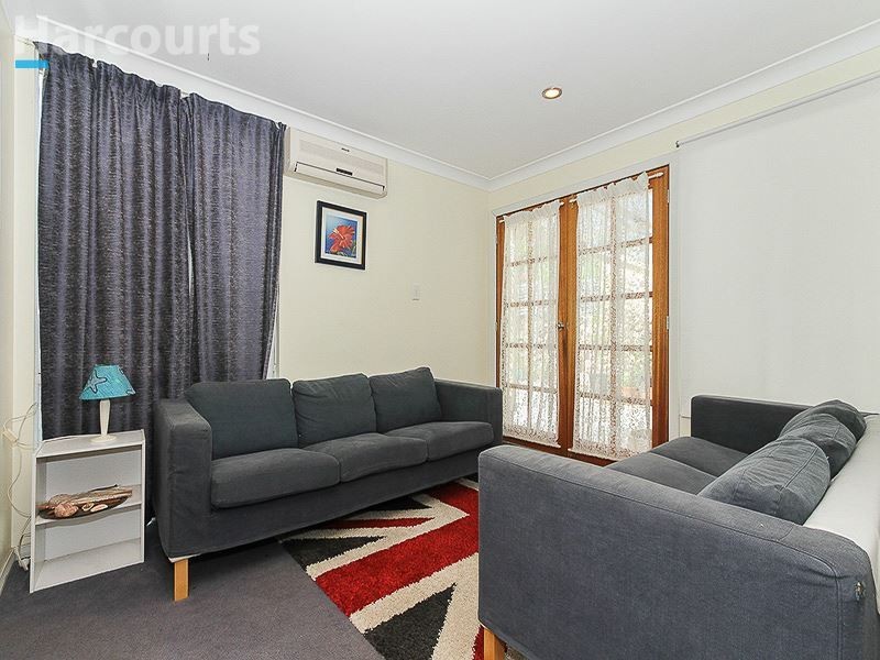 6 Malabar Crescent, Craigie WA 6025