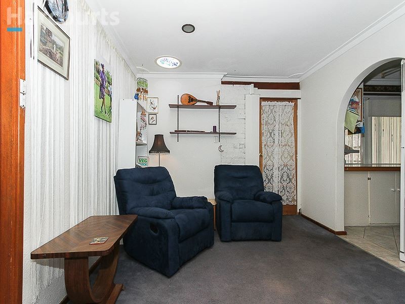 6 Malabar Crescent, Craigie WA 6025