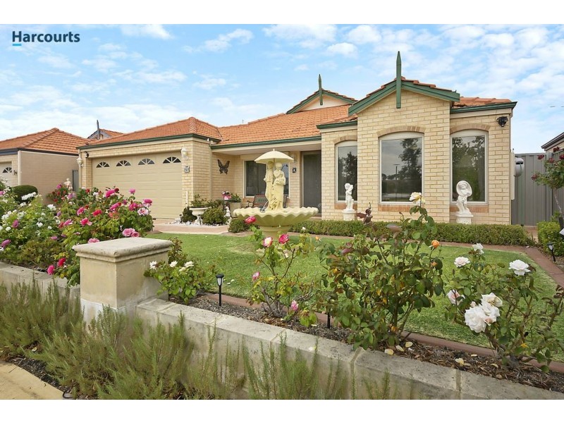4 Rosette Place, Piara Waters WA 6112