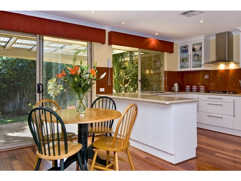 10 Inwood Place, Currambine WA 6028