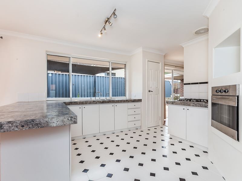 19 Santa Ana Mews, Currambine WA 6028