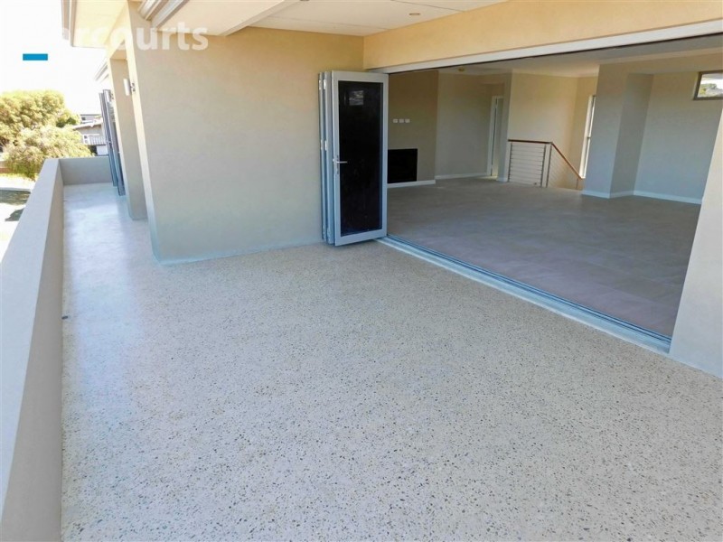 2 McPharlin Avenue, Quinns Rocks WA 6030