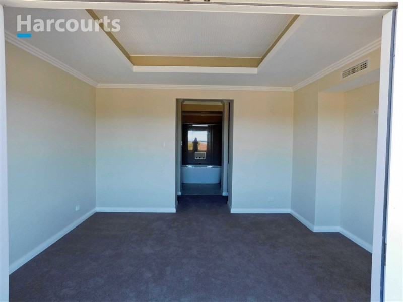 2 McPharlin Avenue, Quinns Rocks WA 6030