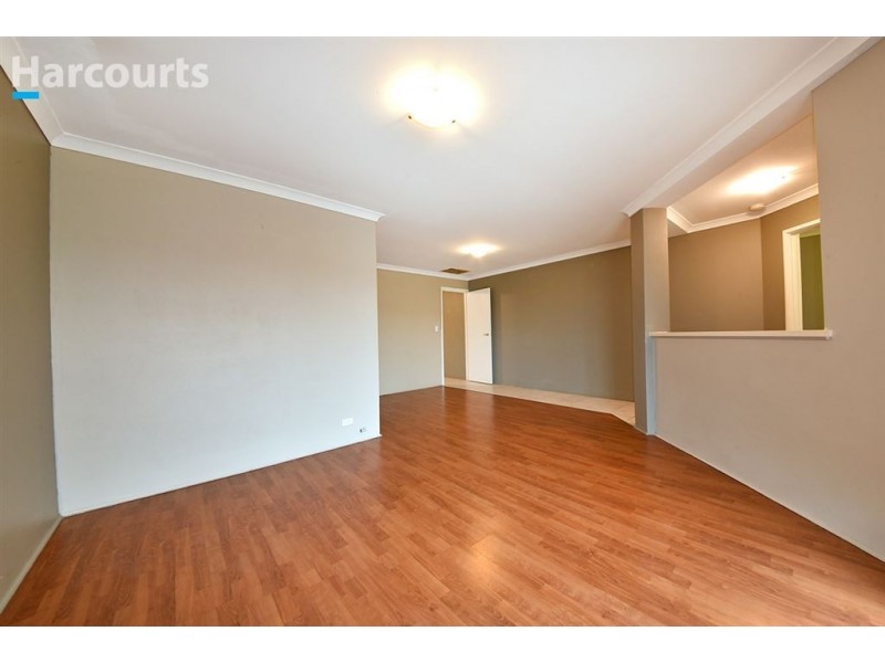 6 Dauphine Place, Joondalup WA 6027