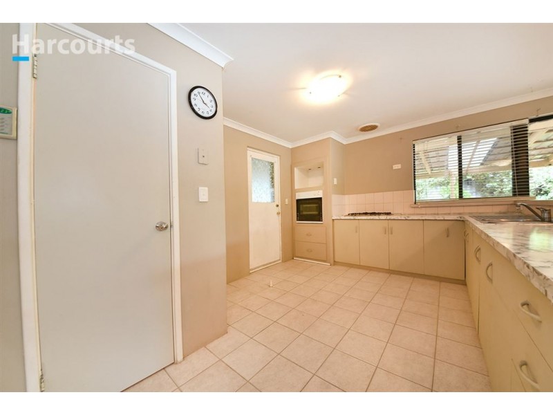 6 Dauphine Place, Joondalup WA 6027