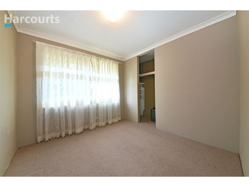 6 Dauphine Place, Joondalup WA 6027