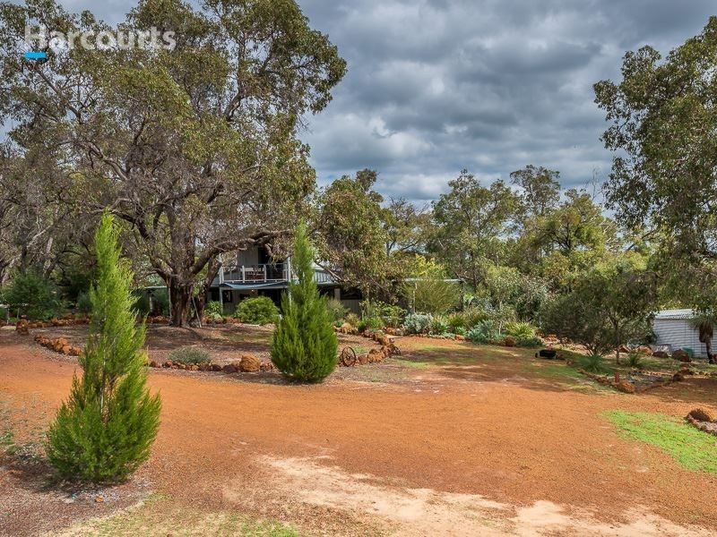 13 Patens Drive, Lower Chittering WA 6084