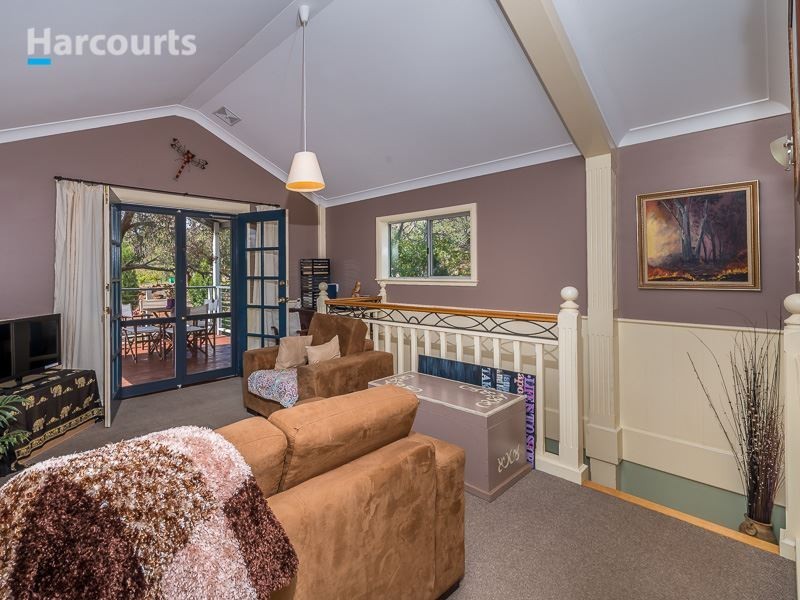 13 Patens Drive, Lower Chittering WA 6084