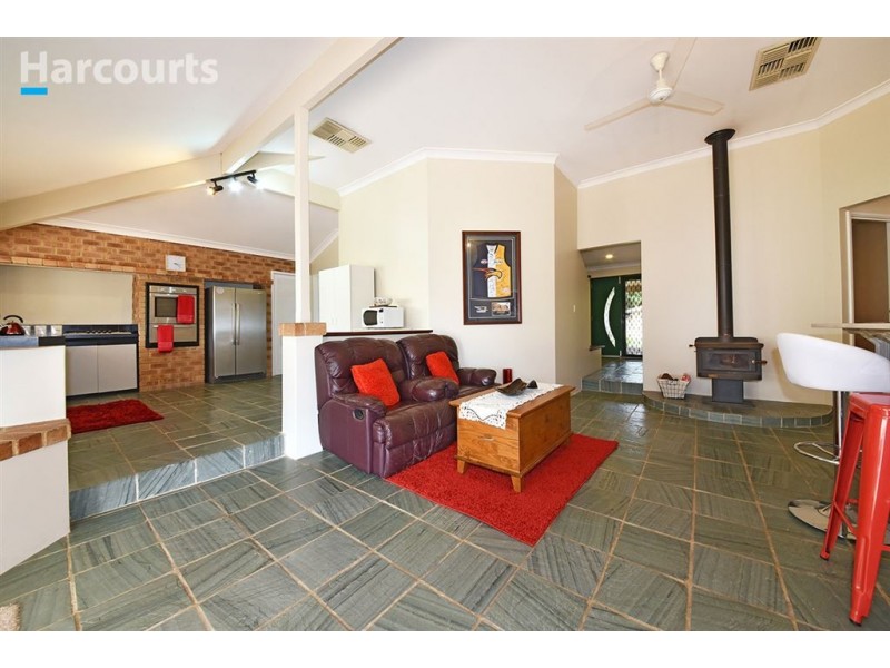 12 Manapouri Meander, Joondalup WA 6027