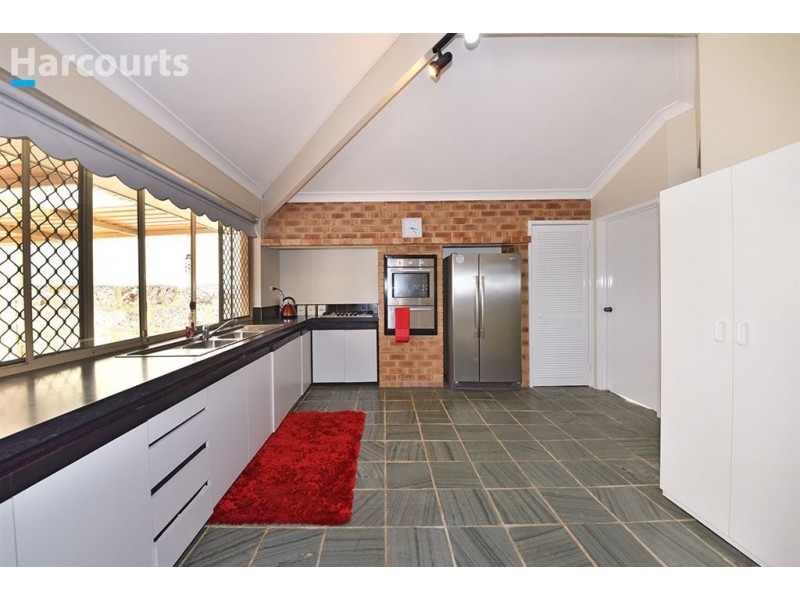 12 Manapouri Meander, Joondalup WA 6027