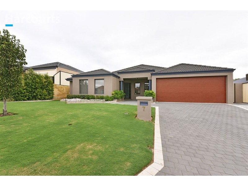 7 Cylinders Loop, Clarkson WA 6030