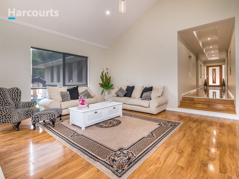 101 Santa Gertrudis Drive, Lower Chittering WA 6084