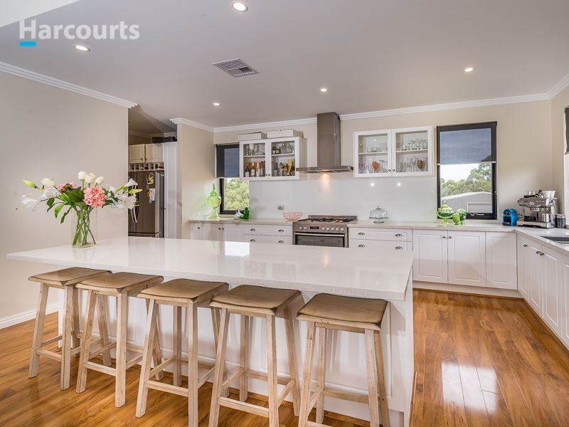 101 Santa Gertrudis Drive, Lower Chittering WA 6084