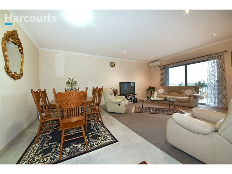 25/88 Lakeside Drive, Joondalup WA 6027