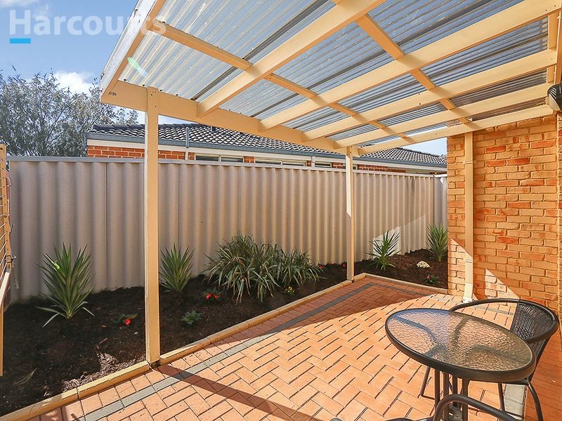 2/22 Arabella Mews, Currambine WA 6028