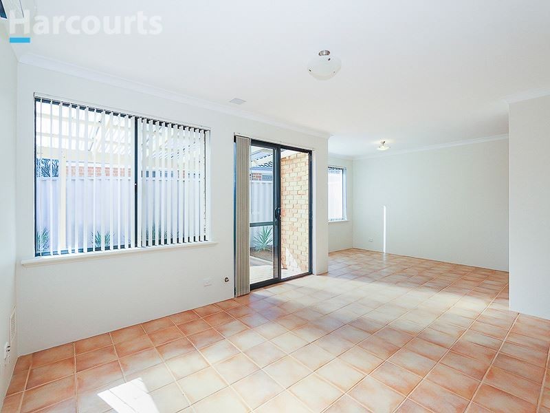 2/22 Arabella Mews, Currambine WA 6028