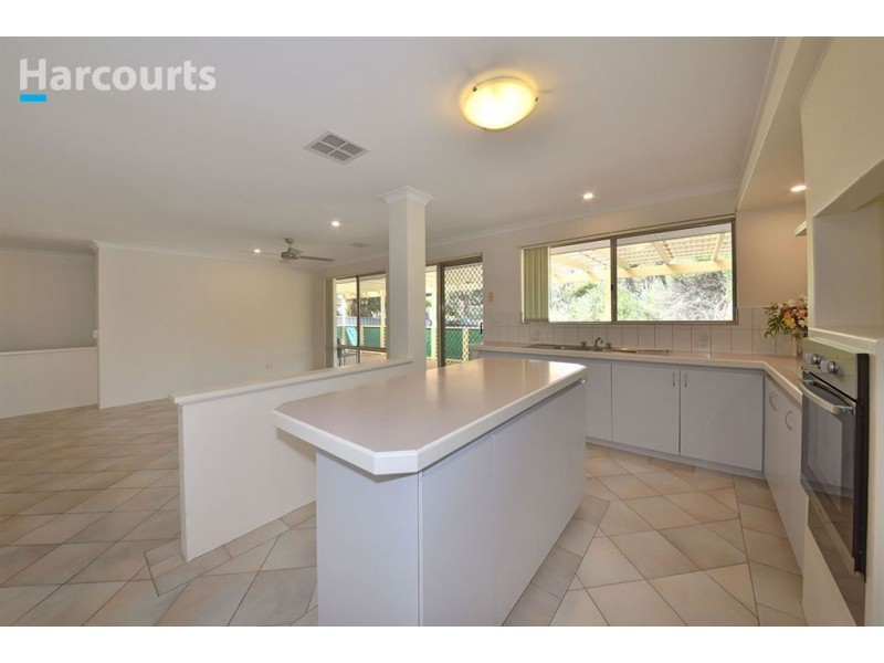 32 Simcoe Court, Joondalup WA 6027