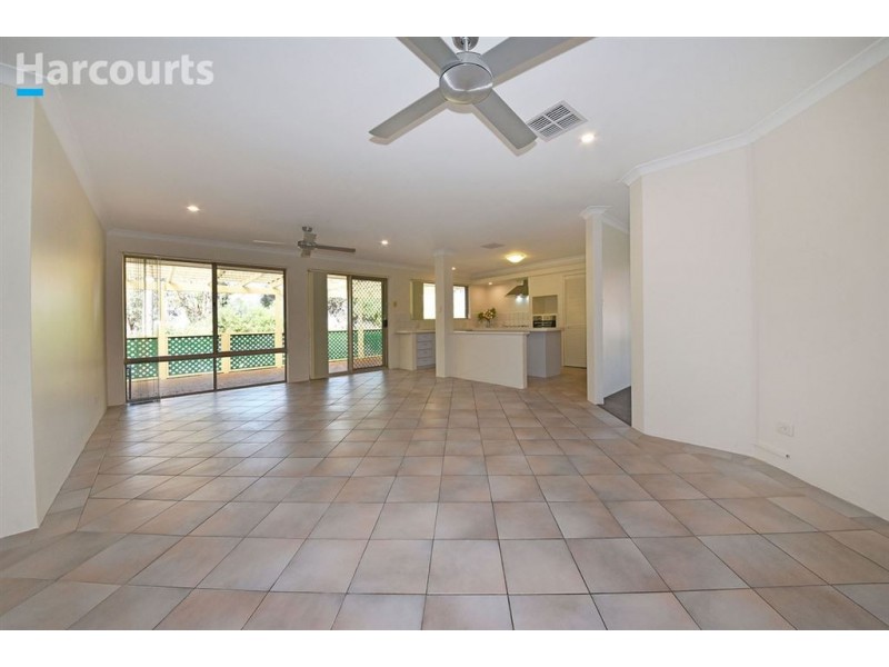 32 Simcoe Court, Joondalup WA 6027