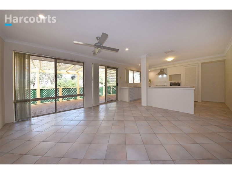 32 Simcoe Court, Joondalup WA 6027