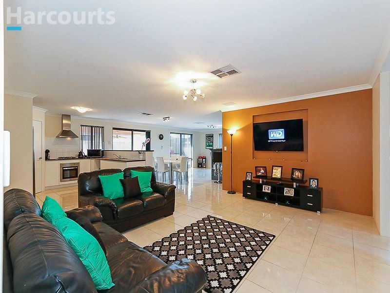 101 DaVinci Drive, Tapping WA 6065